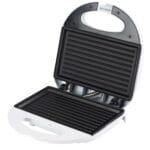 Sandwich-maker Clasic, maner izolat, sistem blocare, Alb, 750 W, New Generation by Oferte Shop